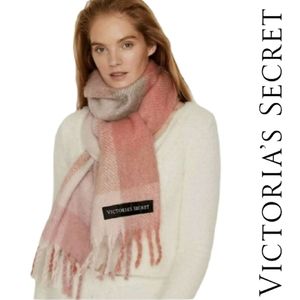 Victoria's Secret Plaid Fluffy Scarf In Buff Pink Grey